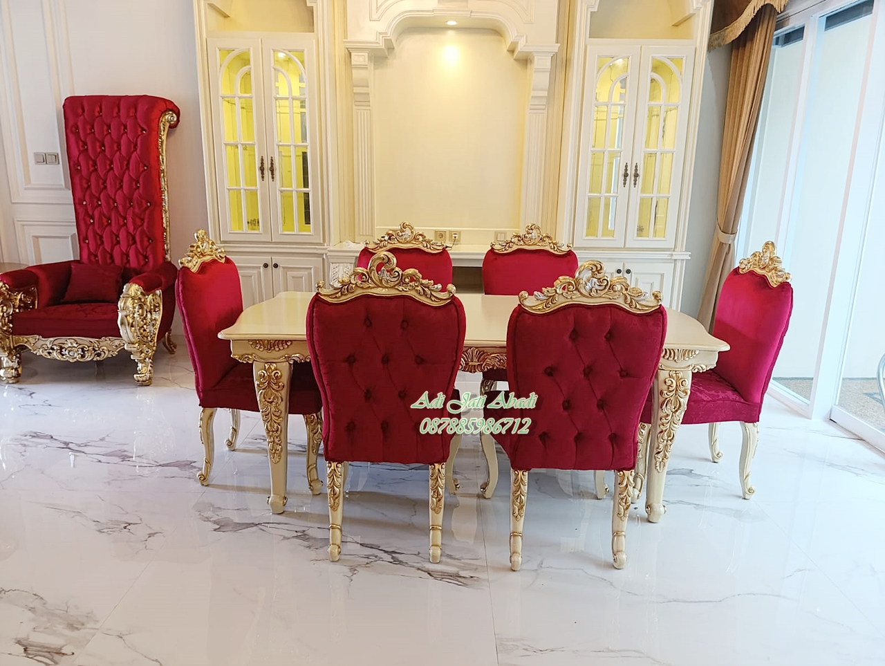 set ruang makan klasik, set meja makan 6 kursi mewah, model meja makan klasik, harga kursi makan mewah.